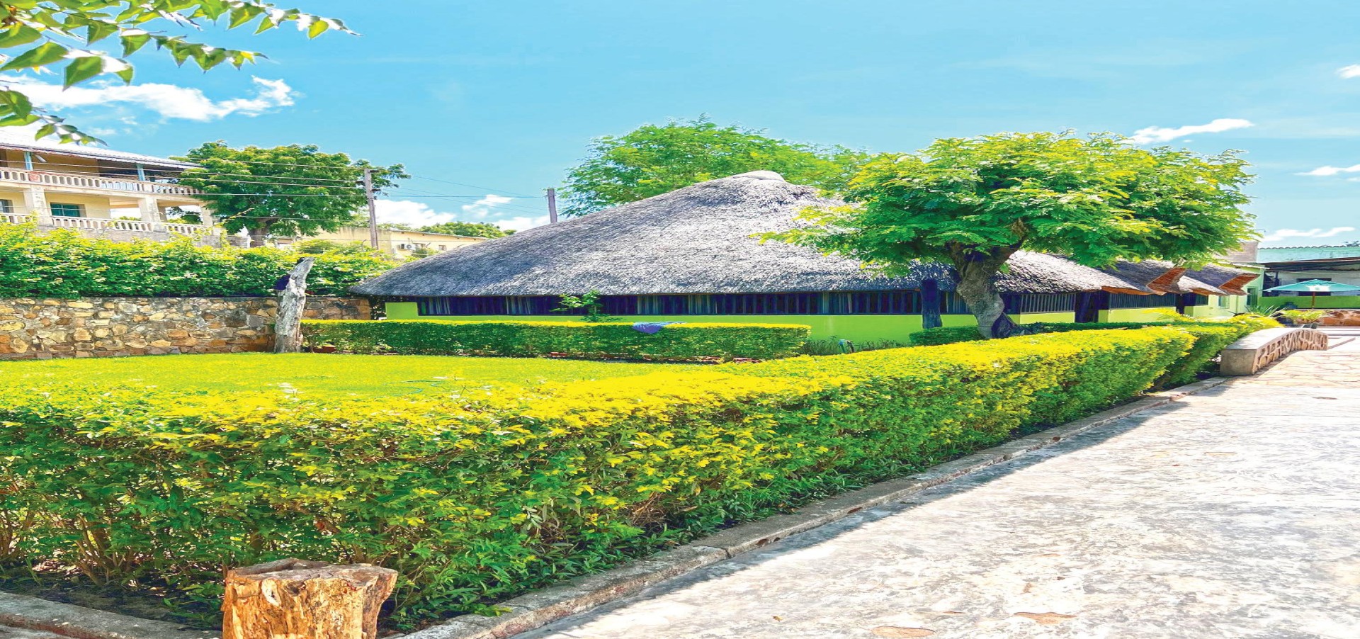 O local perfeito para degustar as comidas típicas da região, as barbas do Zambeze